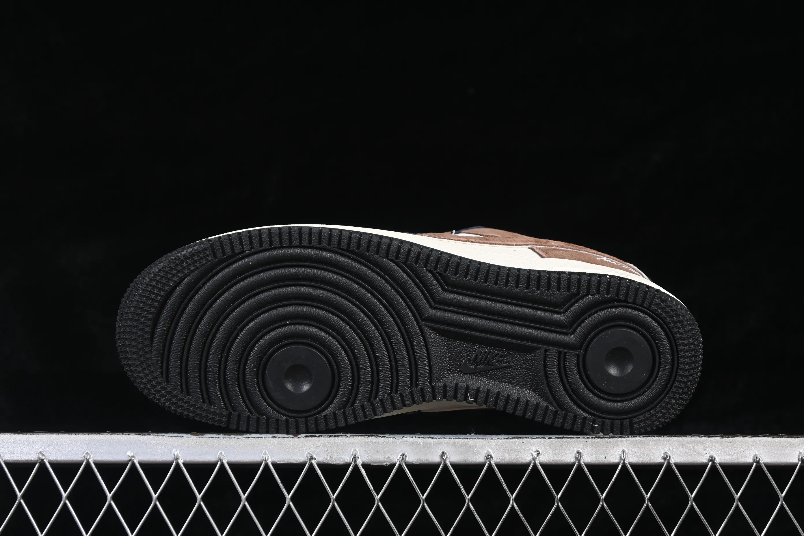 All categories Nk Air Force 1 Air Force series Nk Air Force 1 Low Air Force low-top Nike Air Force 1'07 Low Stussy co-branded blue brown pig leather Air Force 1 low-top casual sneakers DF0188-105